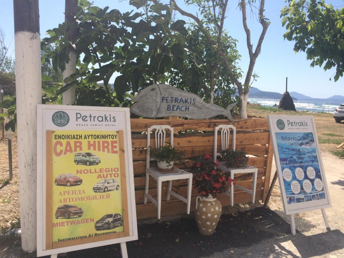 Petrakis Beach เลฟคิมมี ภายนอก รูปภาพ