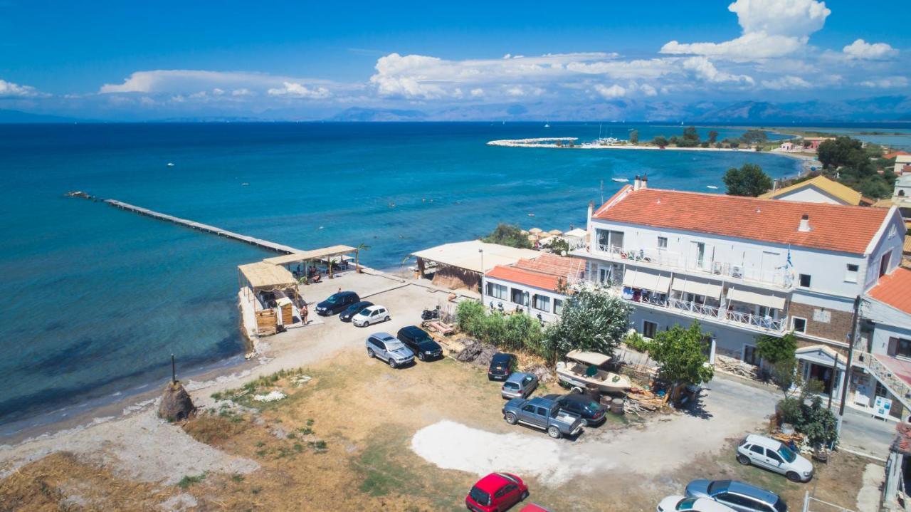 Petrakis Beach เลฟคิมมี ภายนอก รูปภาพ